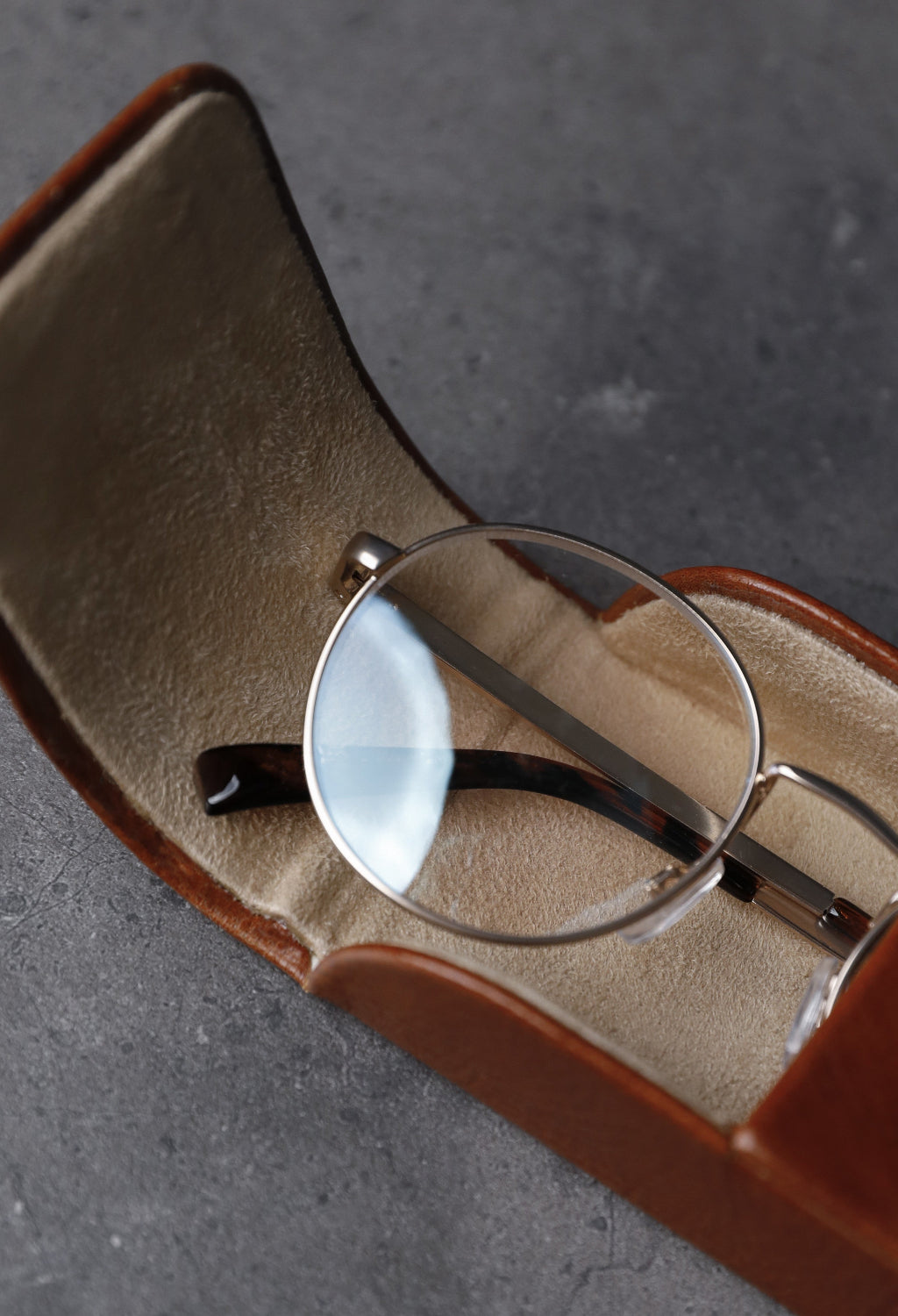 Piccola pelletteria da uomo