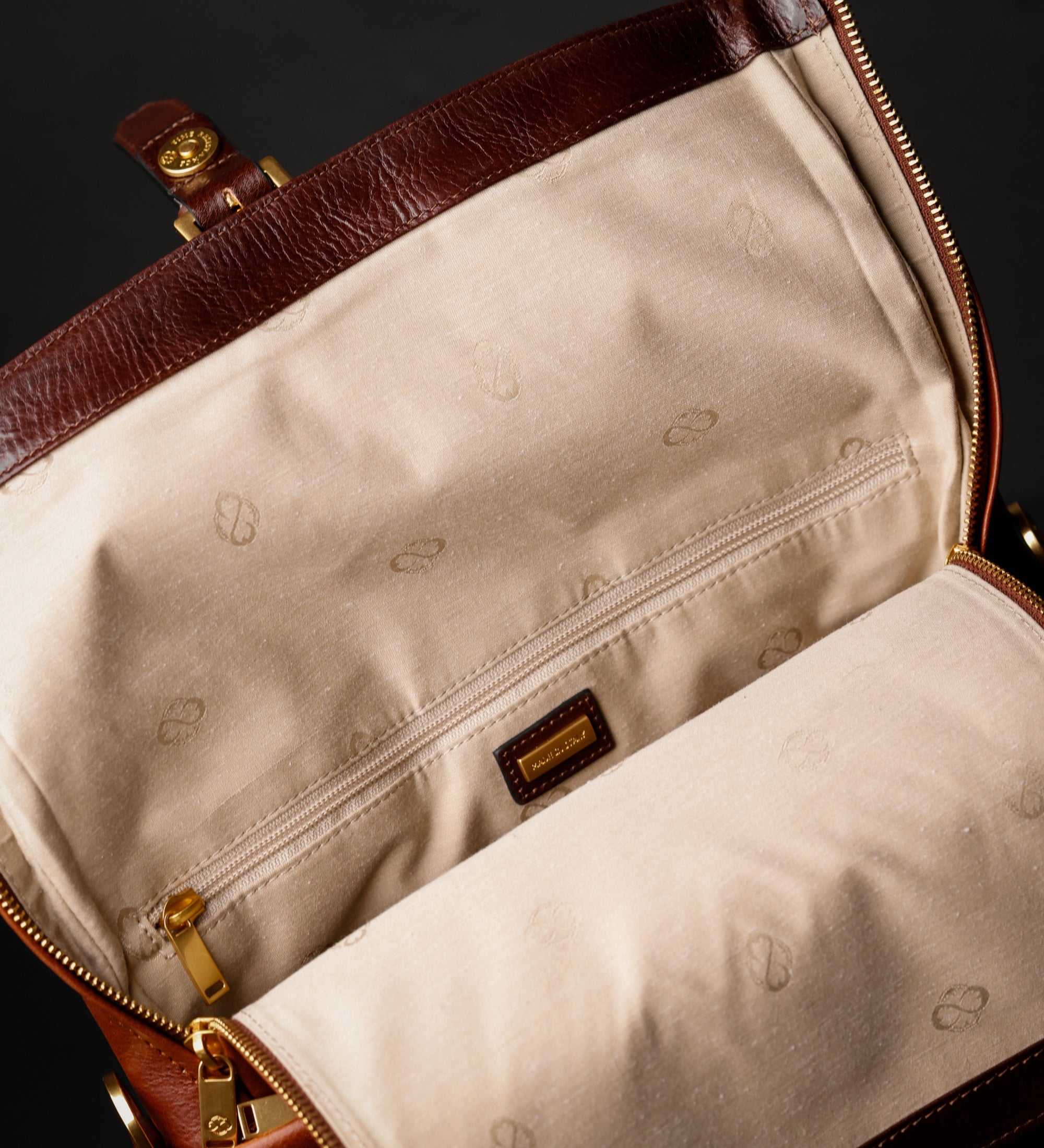 Zaino donna in pelle convertibile in borsa a spalla - The Awakening