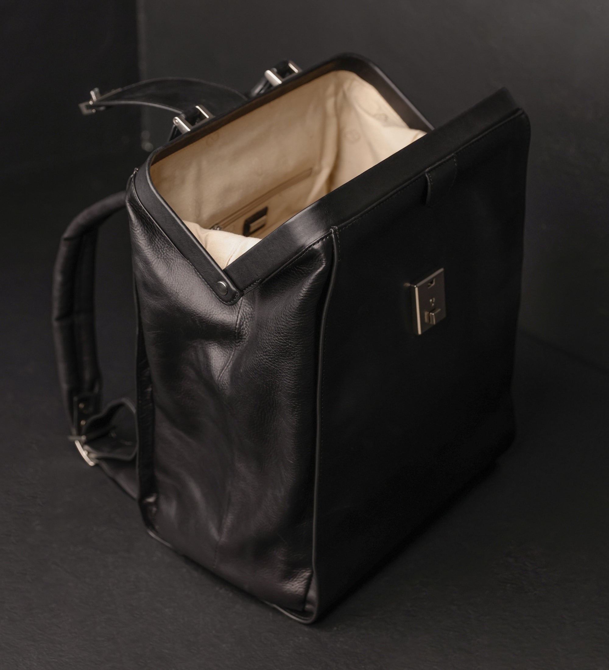 Zaino in pelle - A Brief Story of Time