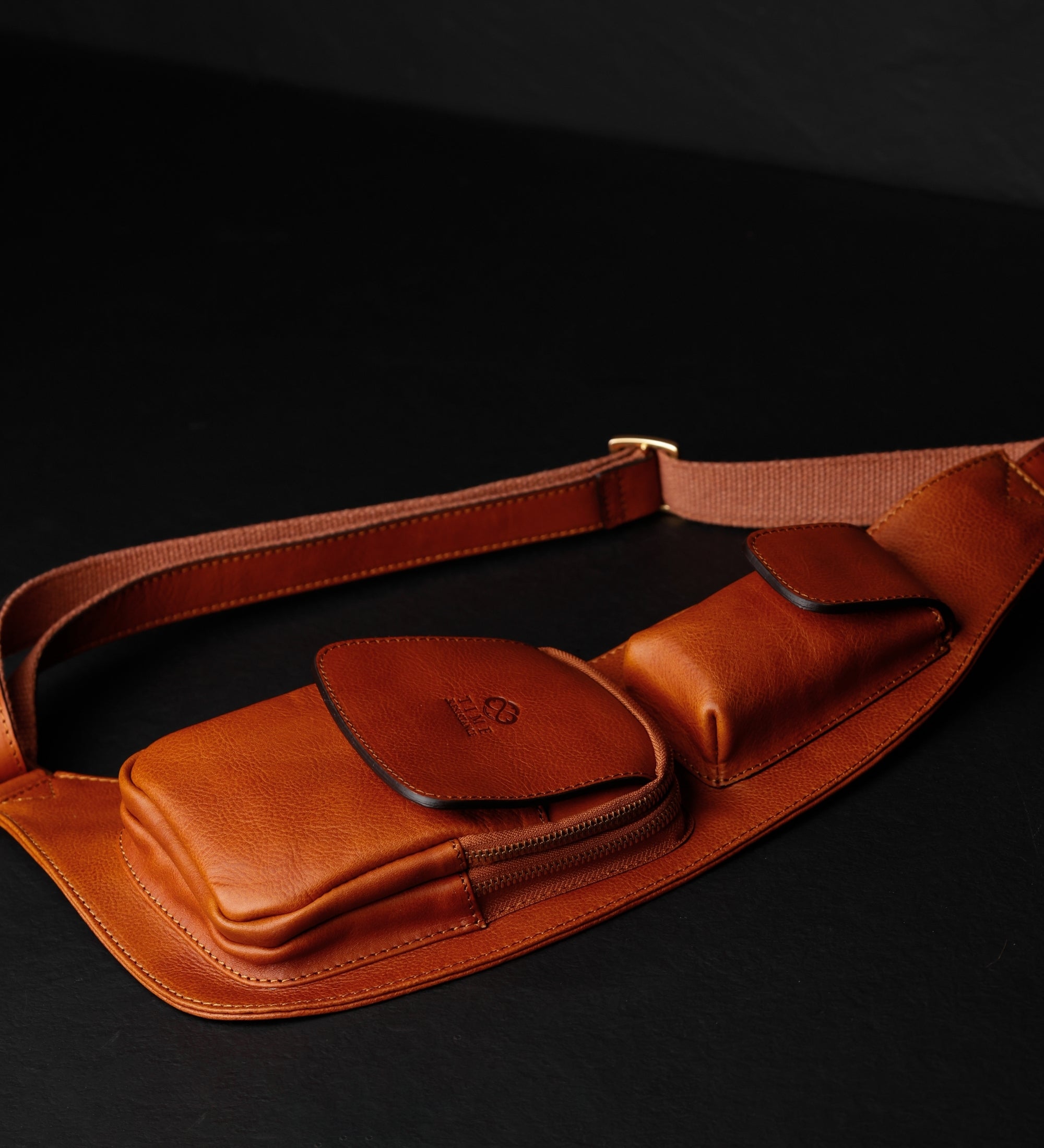 Borsa monospalla a tracolla in pelle - The Monk