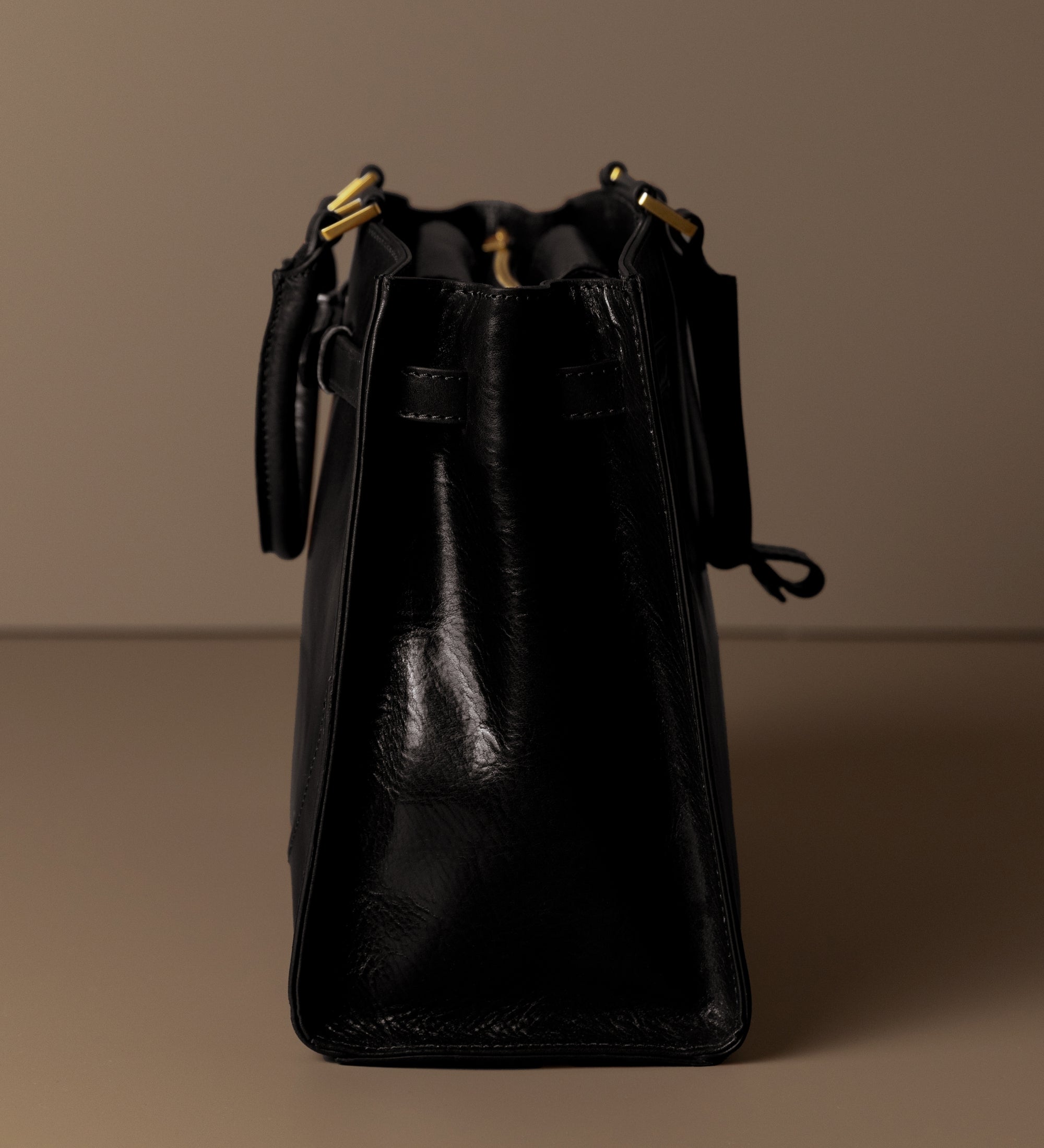 Borsa in pelle da donna a mano - Shirley