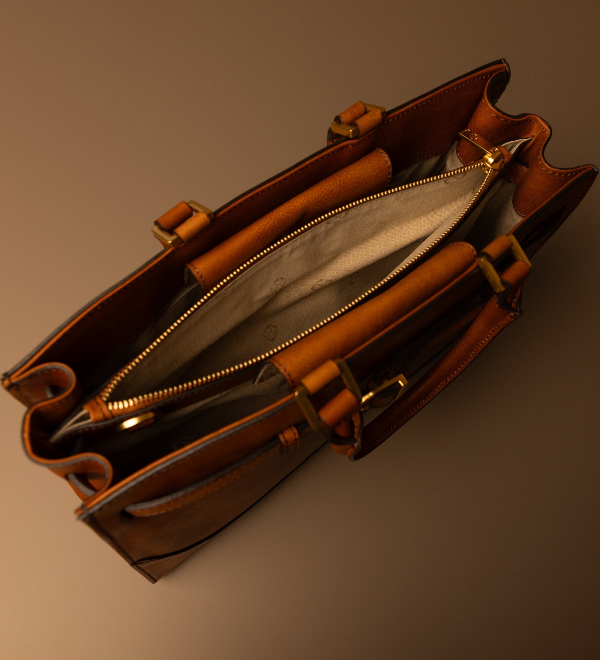 Borsa in pelle da donna a mano - Shirley