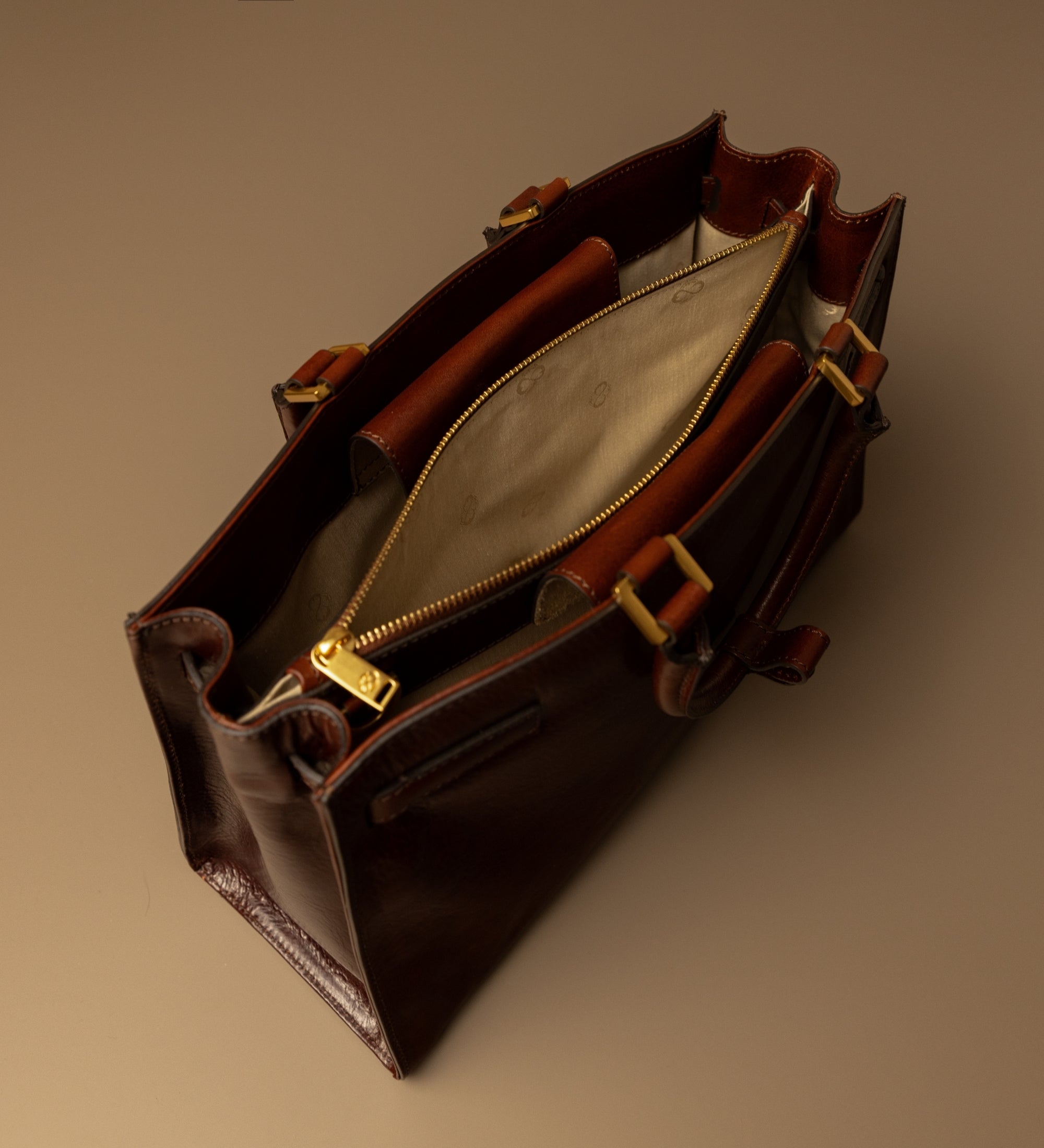 Borsa in pelle da donna a mano - Shirley