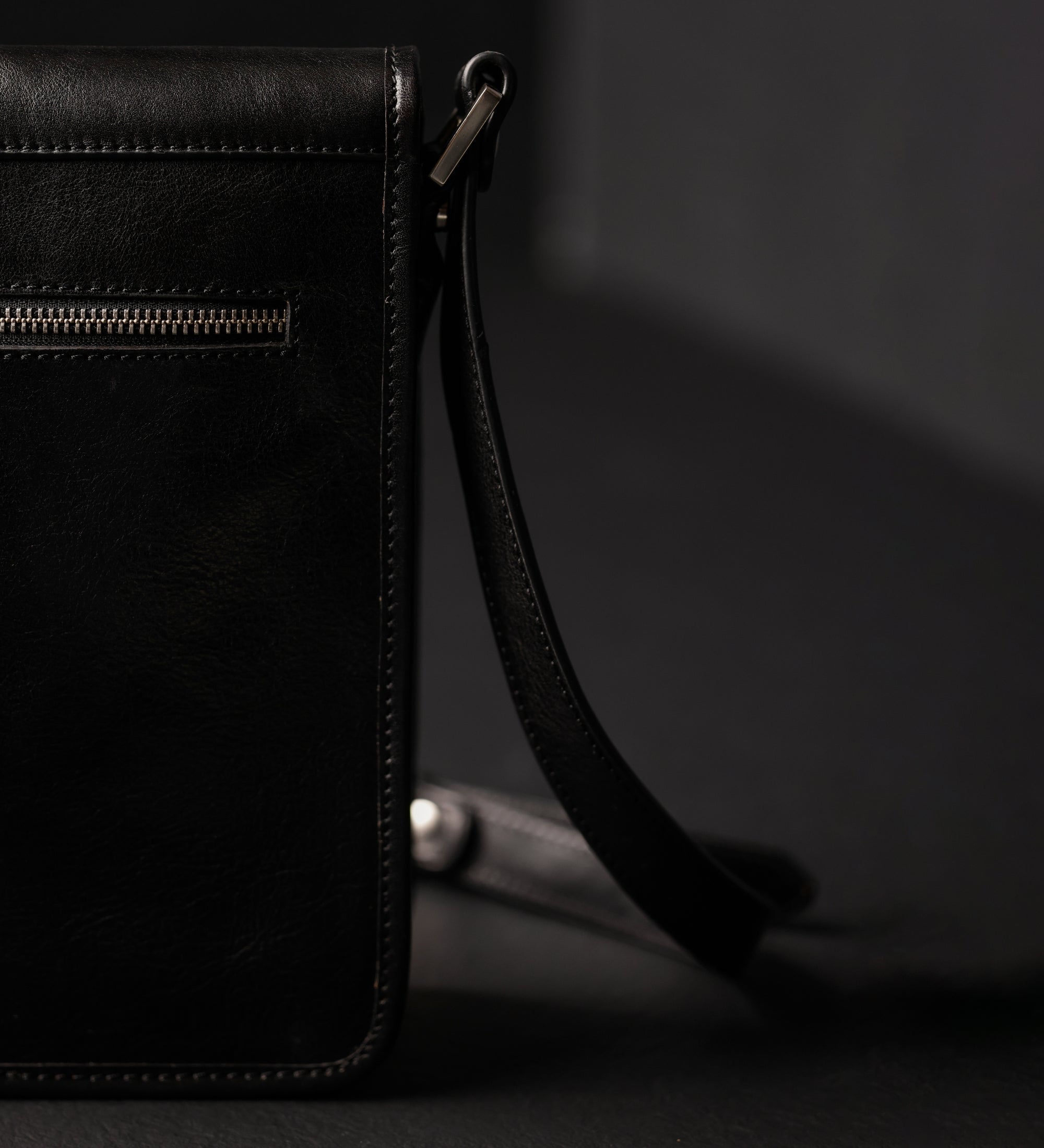 Borsa messenger piccola in pelle - On The Road