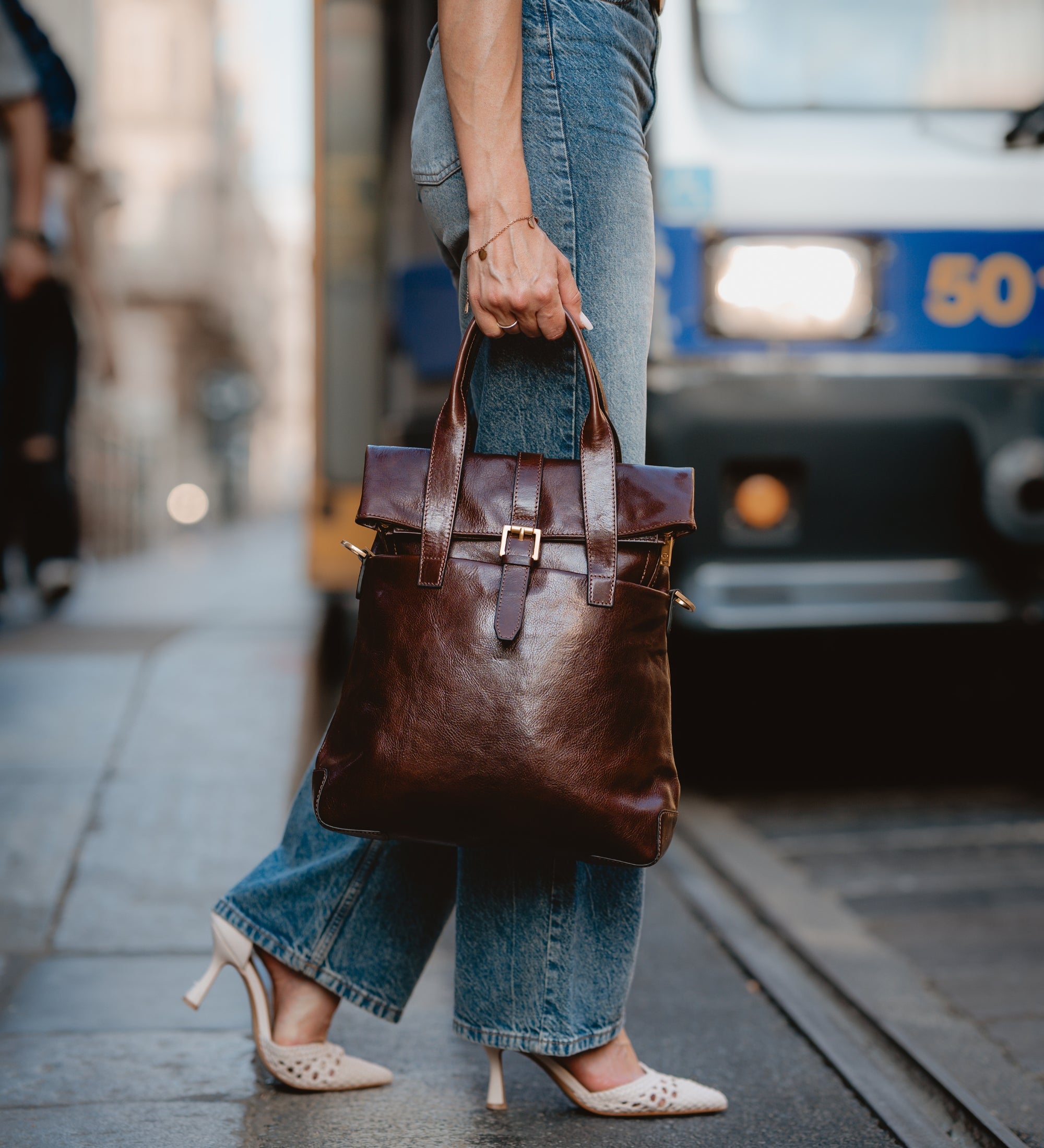 Zaino donna in pelle convertibile in borsa a spalla - The Awakening