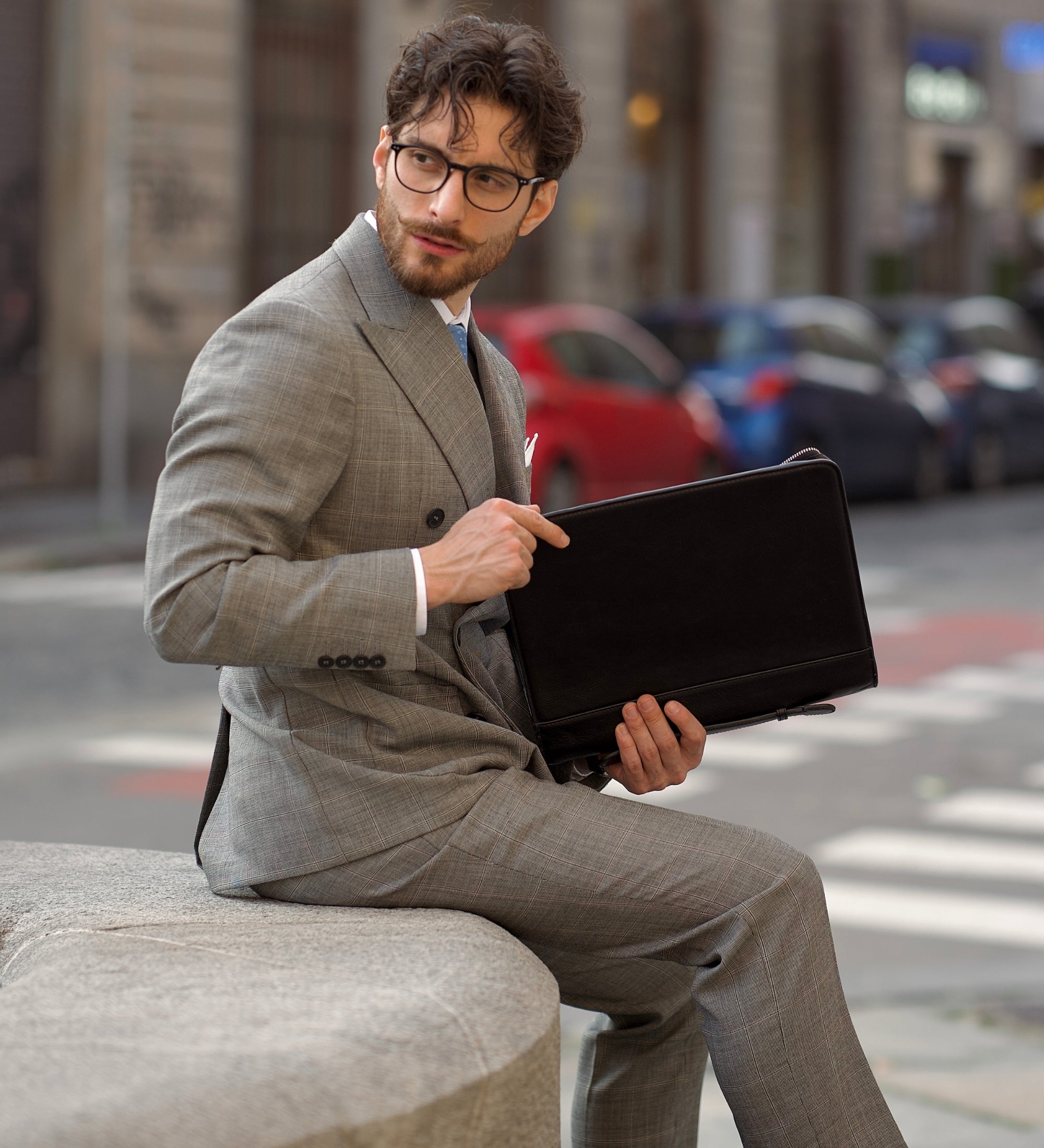Portadocumenti in pelle con raccoglitore - Joy in the Morning