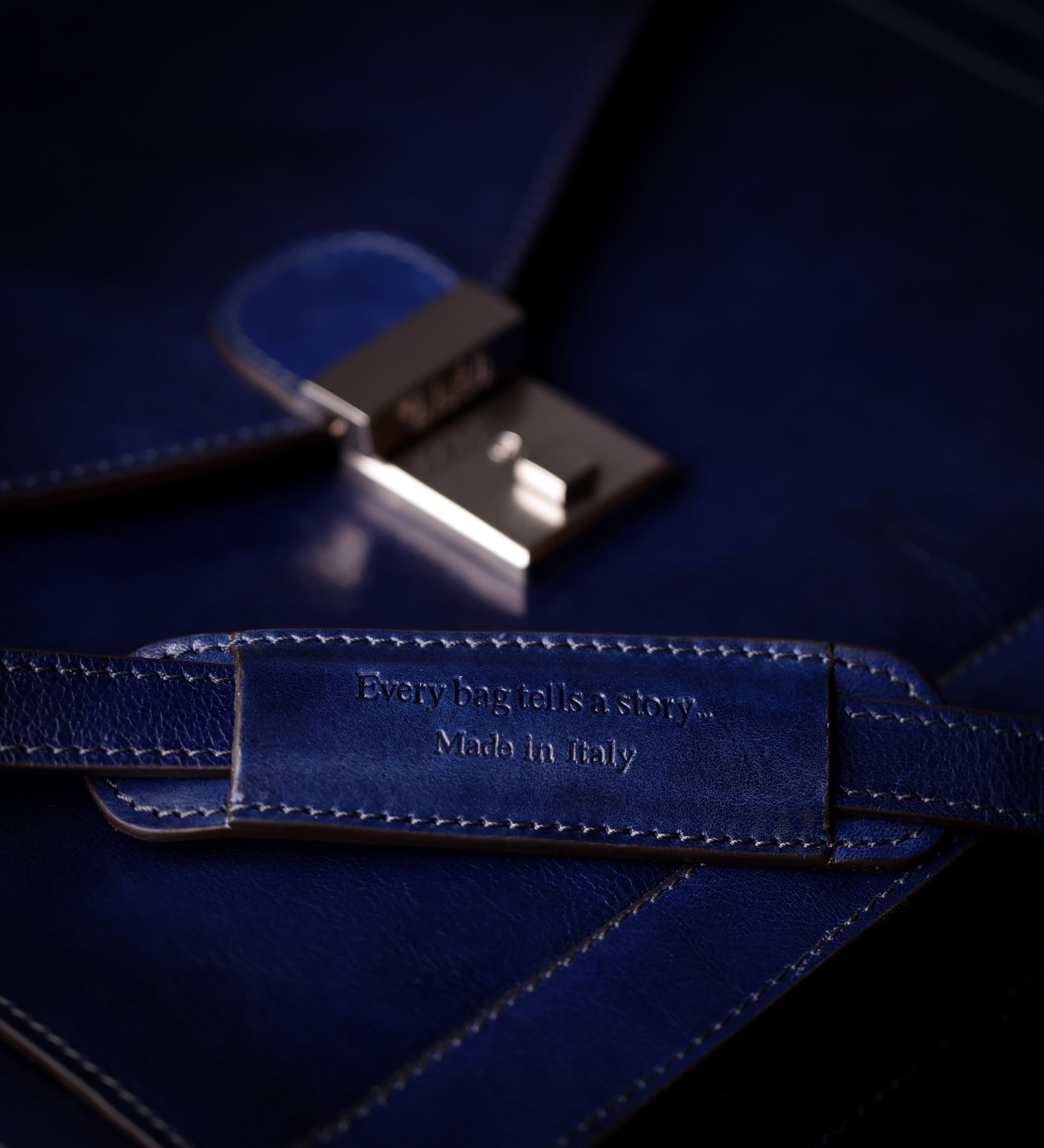 Cartella da lavoro in pelle dal design classico - The Magus