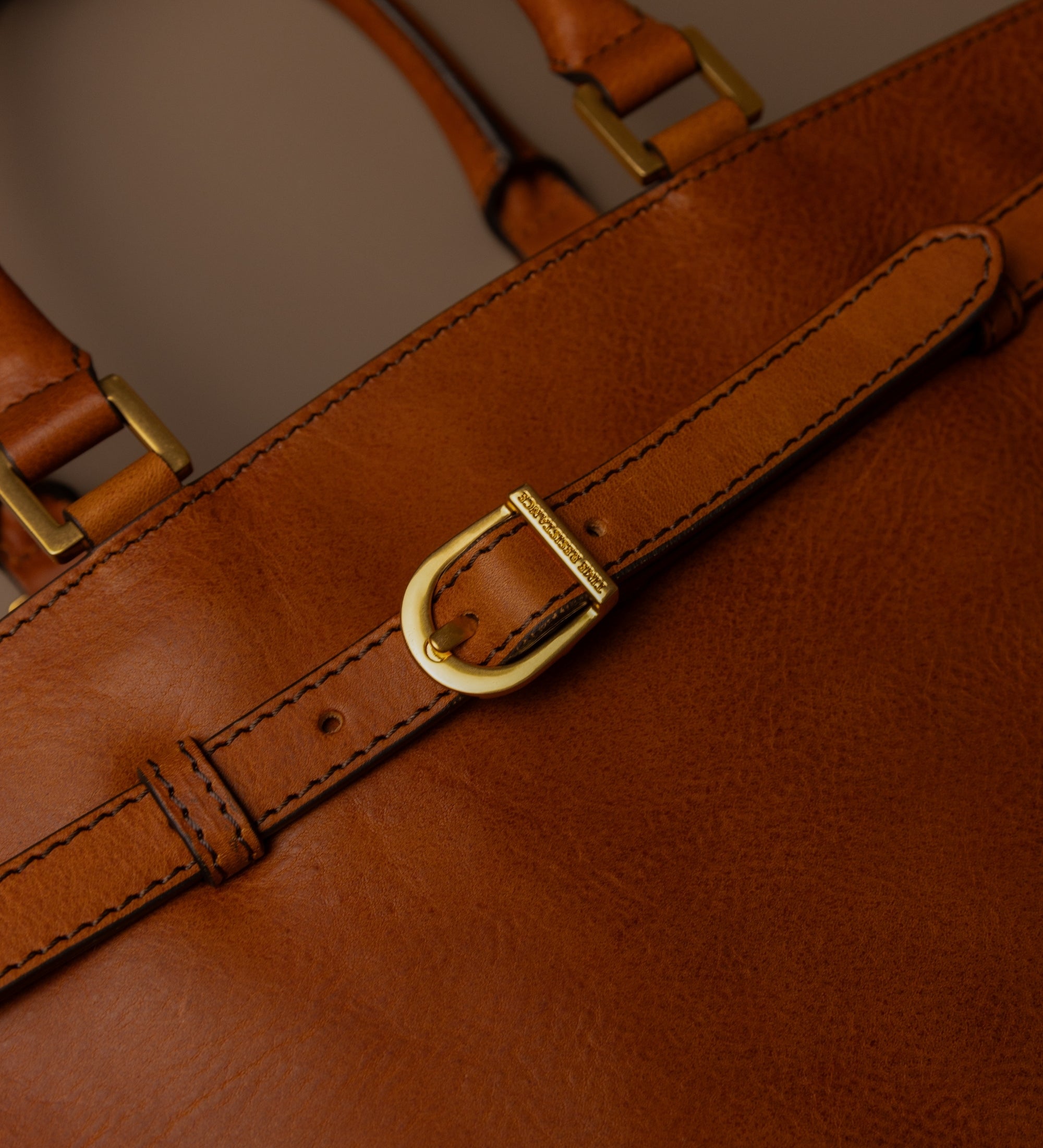 Borsa in pelle da donna a mano  - Shirley