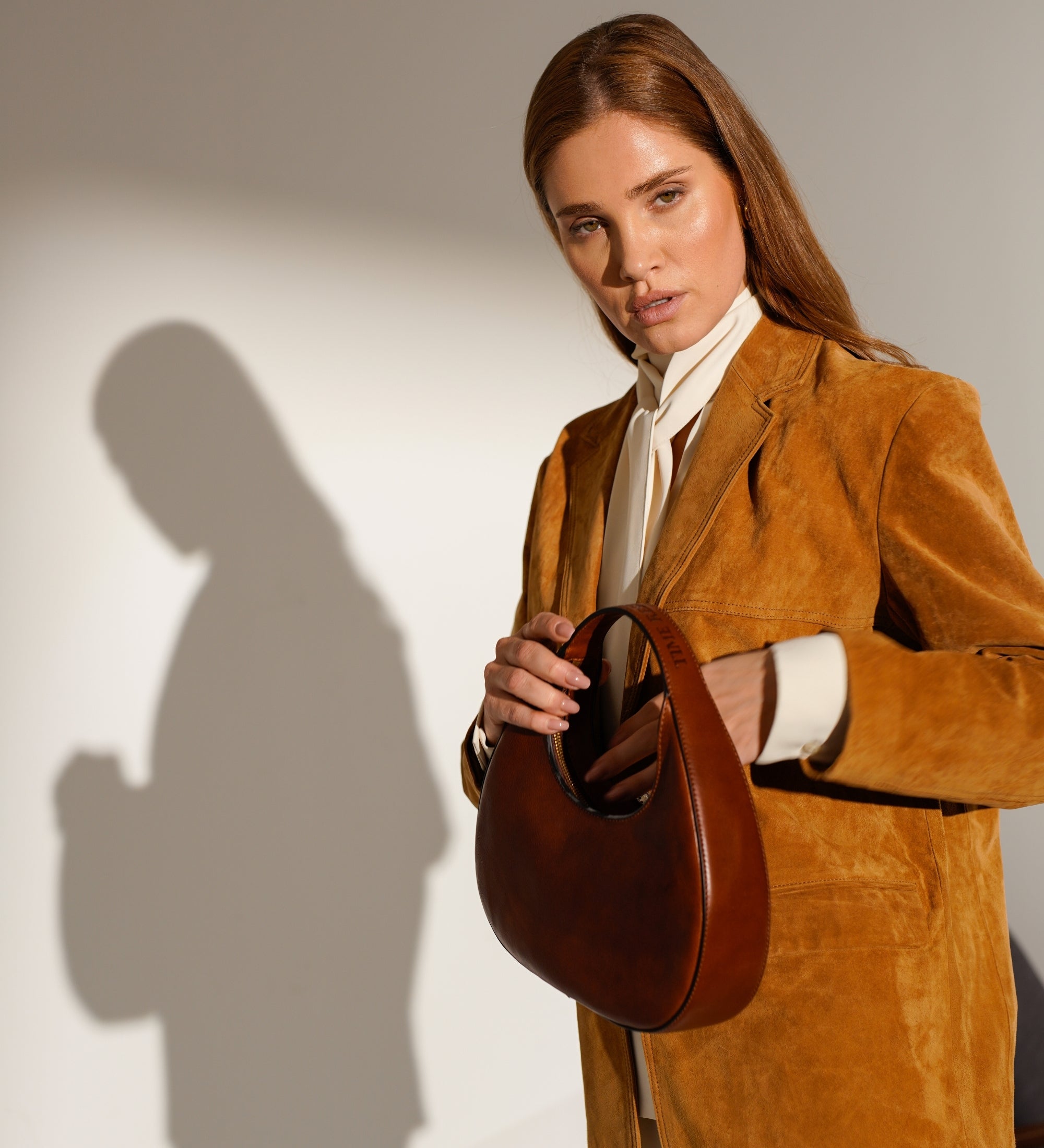 Borsa a mezzaluna in pelle donna – The Moonstone