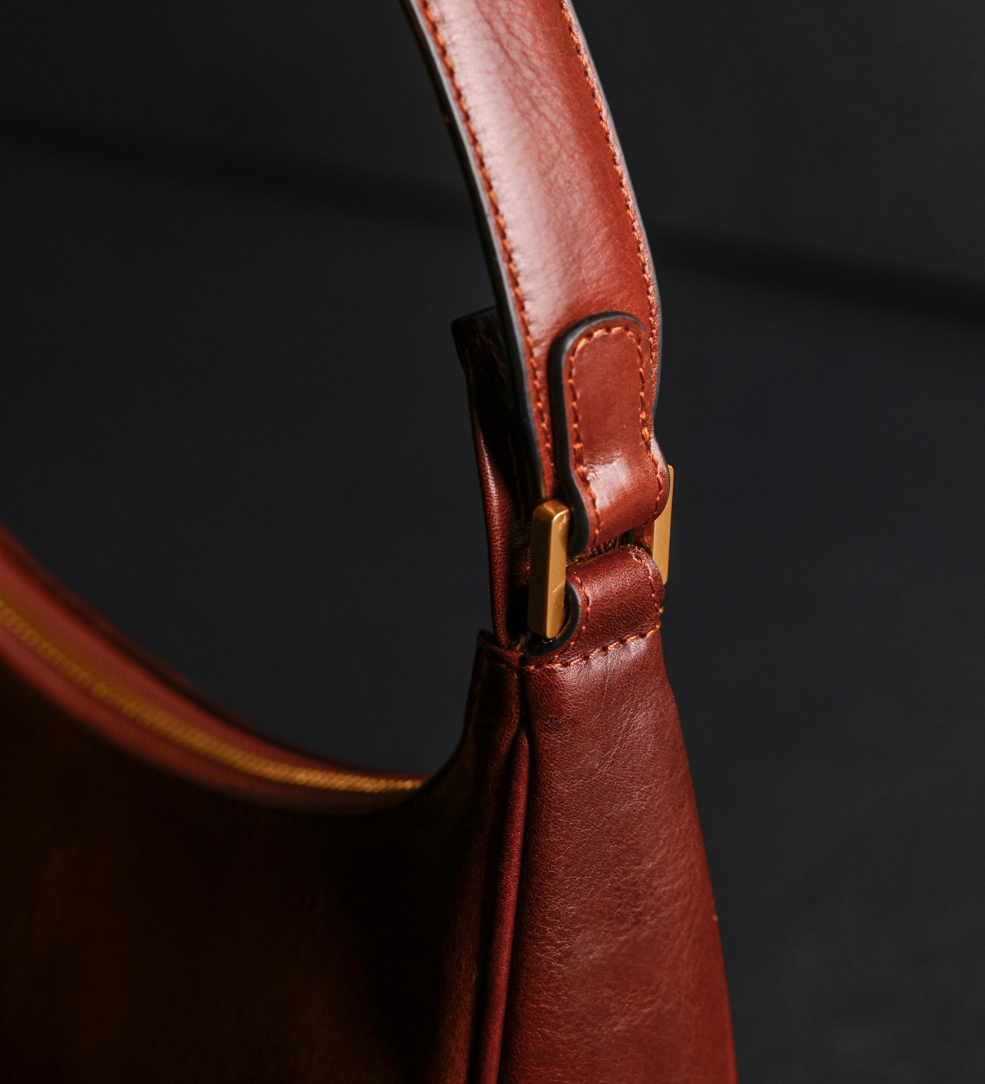 Borsa hobo in pelle donna – The Bluest Eye