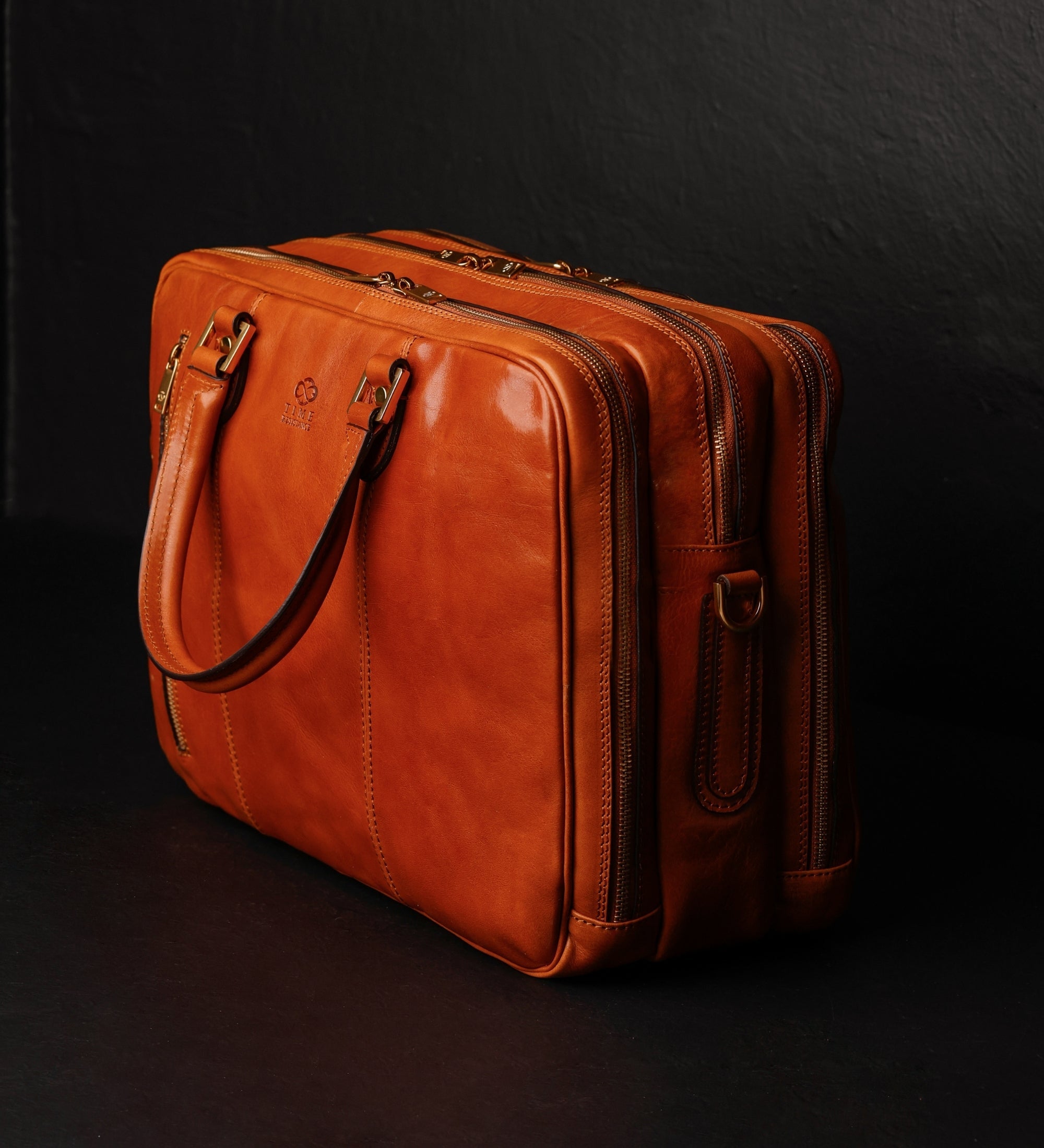Borsa donna in pelle convertibile in zaino - A Farewell to Arms
