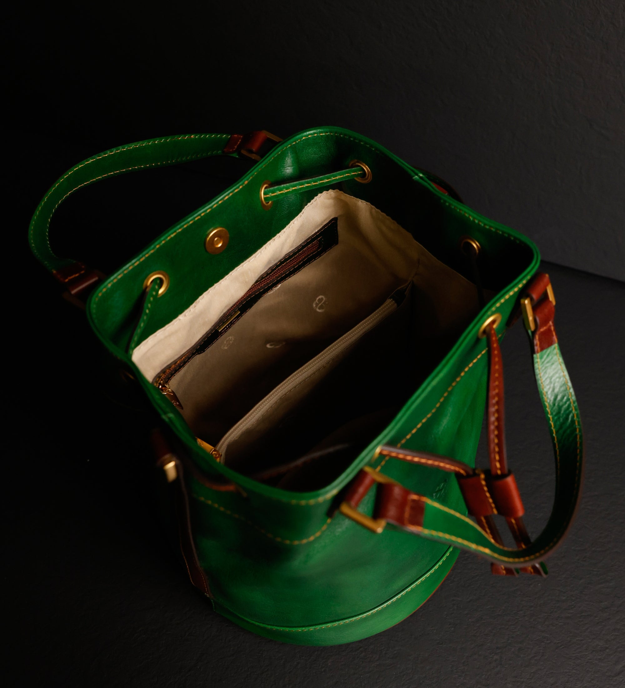 Borsa a secchiello in pelle donna - Light In August