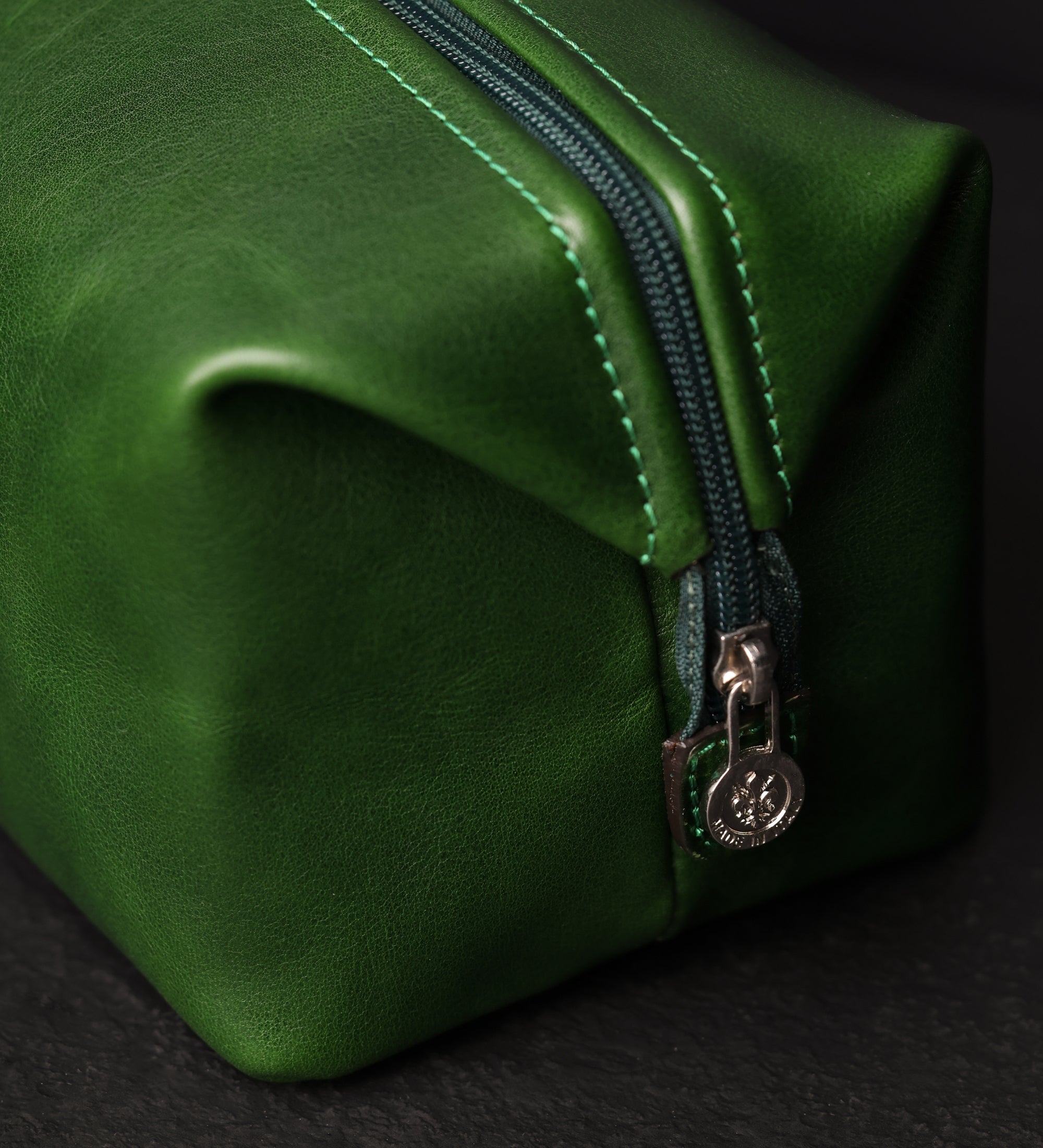 Necessaire in pelle - Four Past Midnight