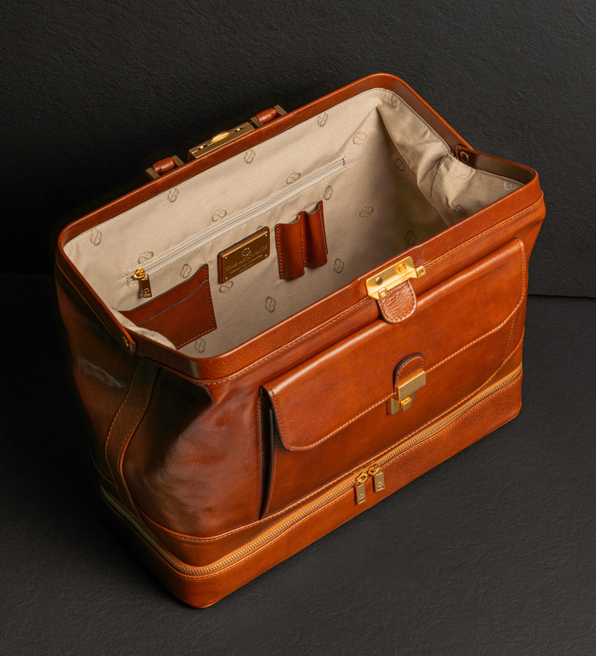 Borsa da medico grande in pelle Italiana - The Master and Margarita