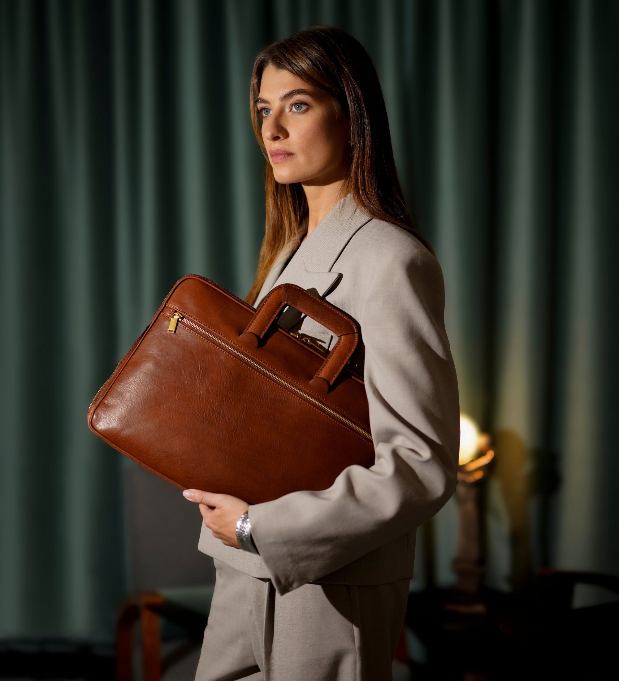 Cartella in pelle per PC donna - Brave New World