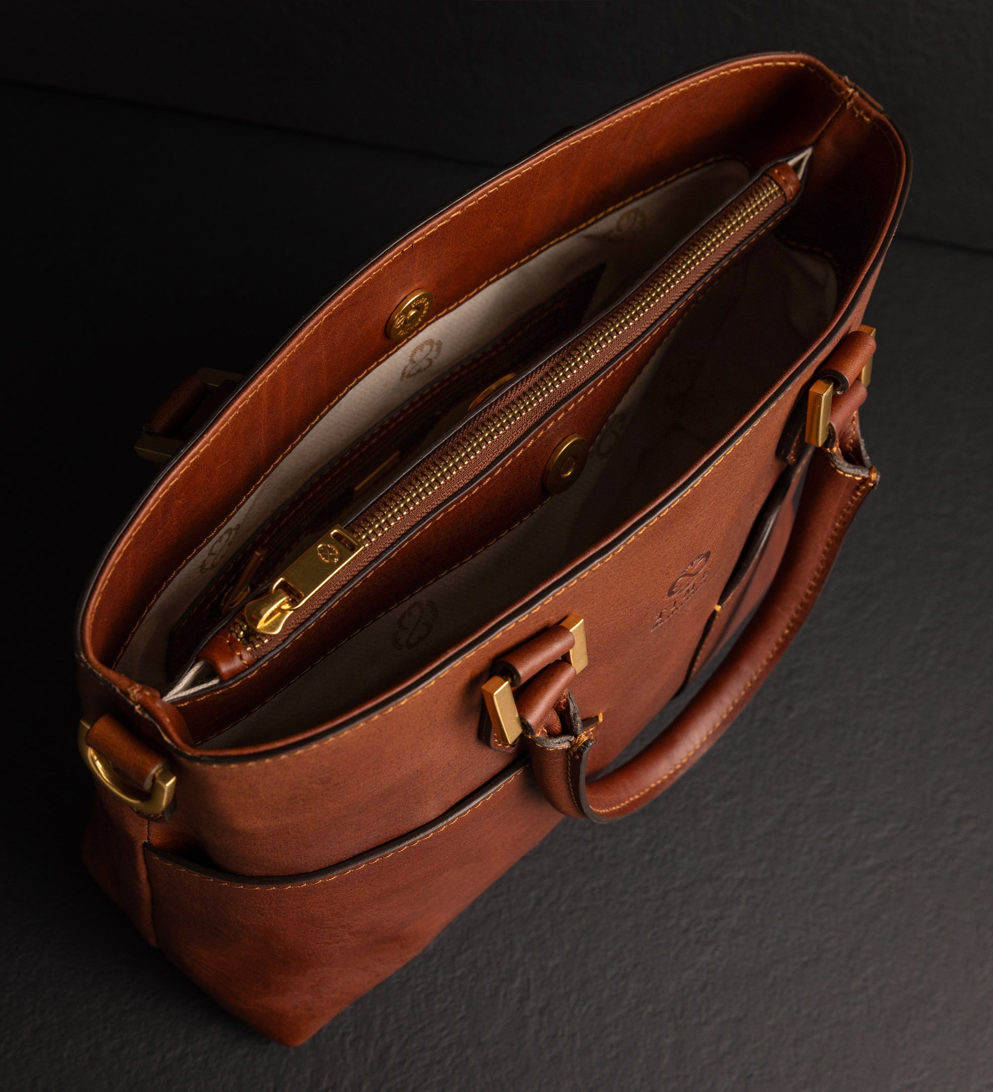 Borsa in pelle da donna a mano e a spalla - Camilla