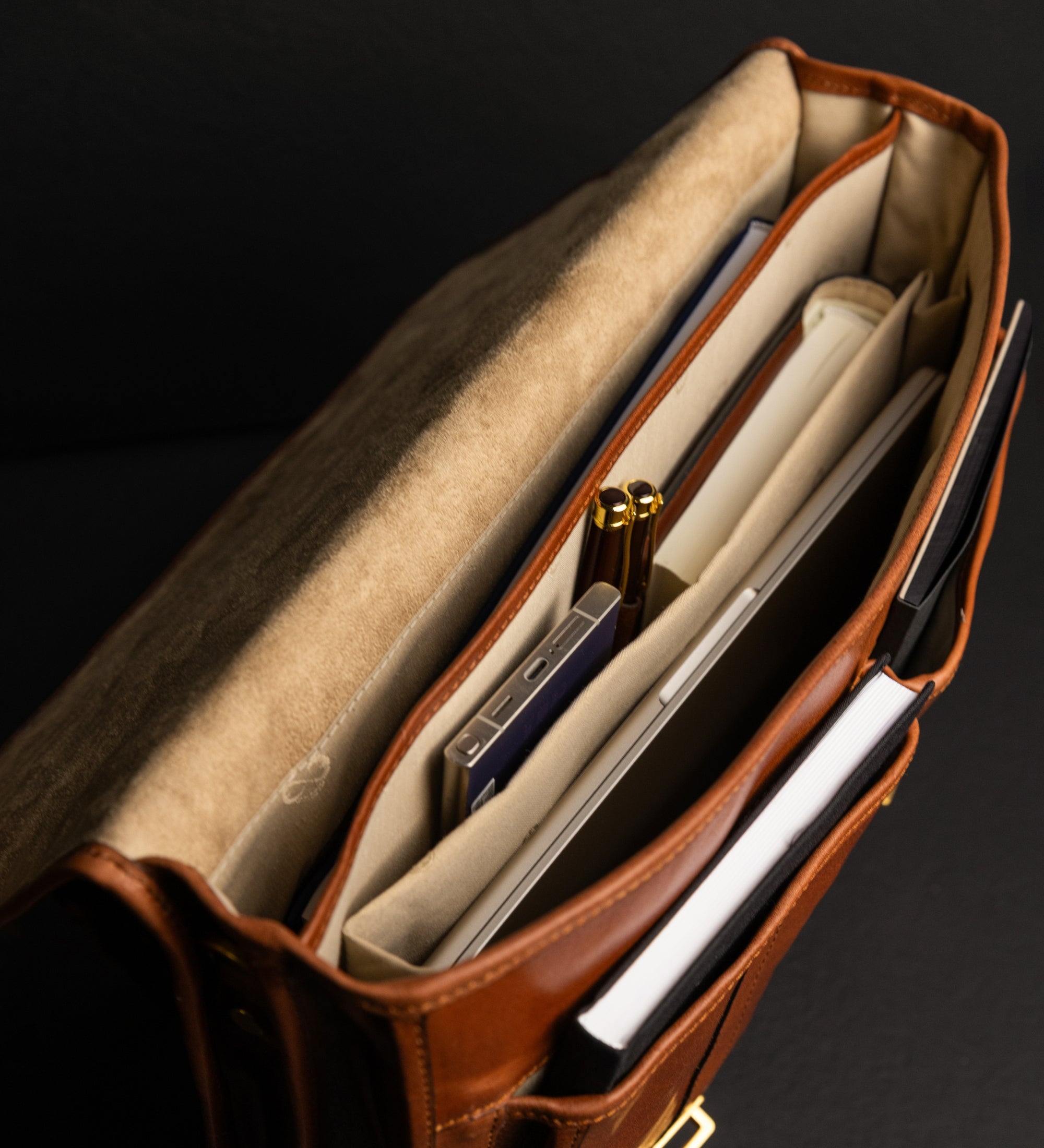 Borsa da lavoro a cartella con tracolla in pelle - The Time Machine