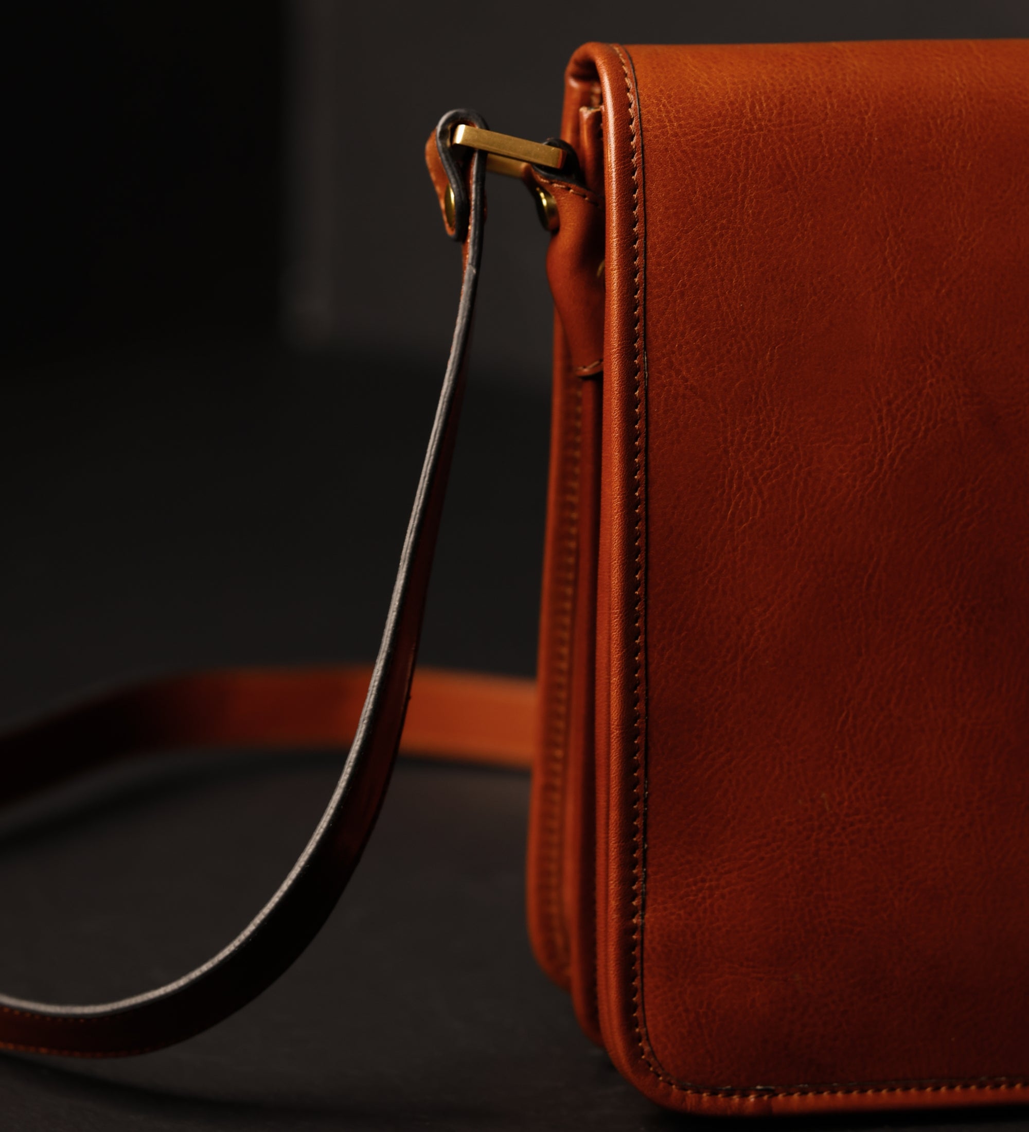 Borsa messenger piccola in pelle - On The Road