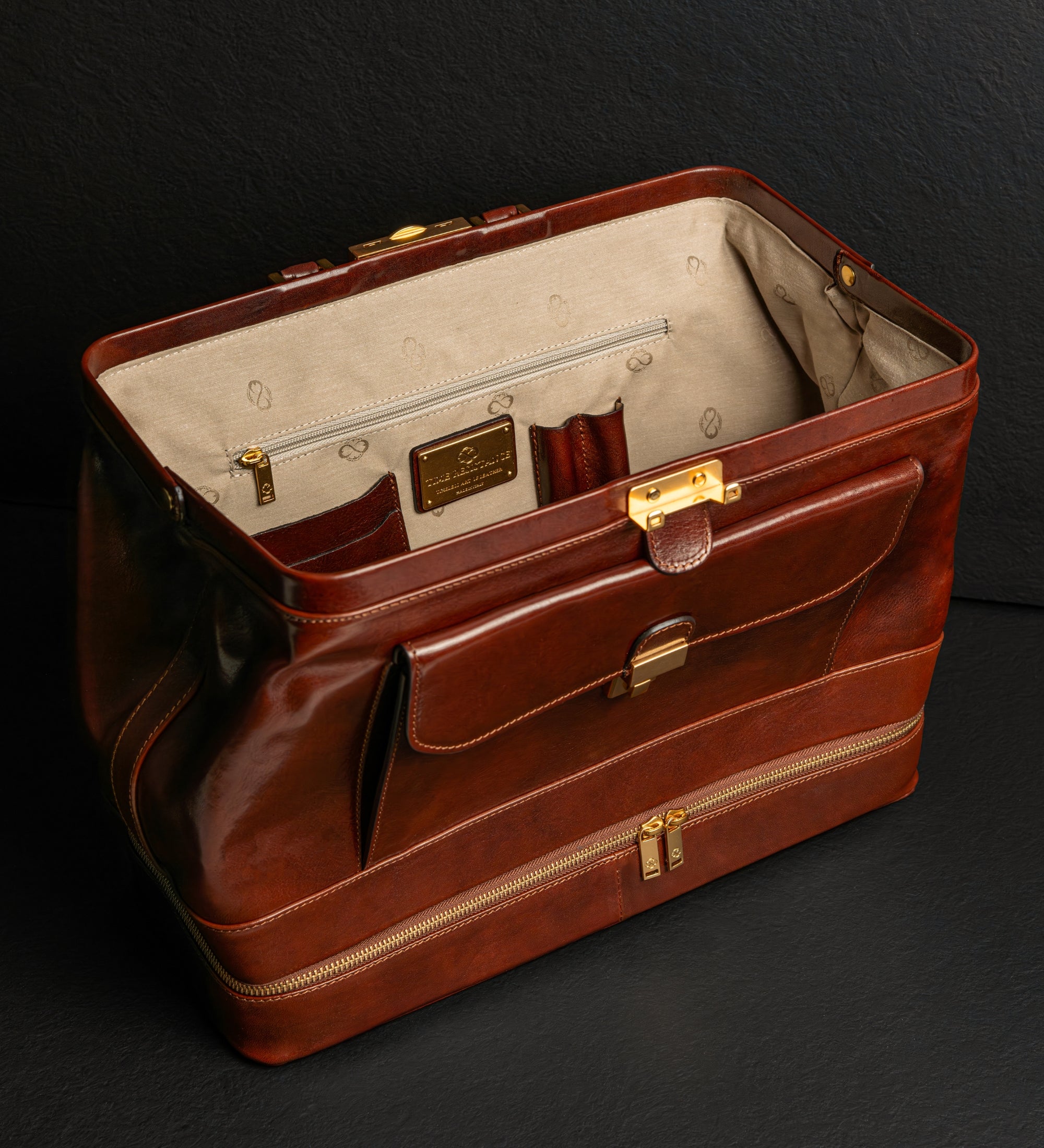 Borsa da medico grande in pelle Italiana donna - The Master and Margarita