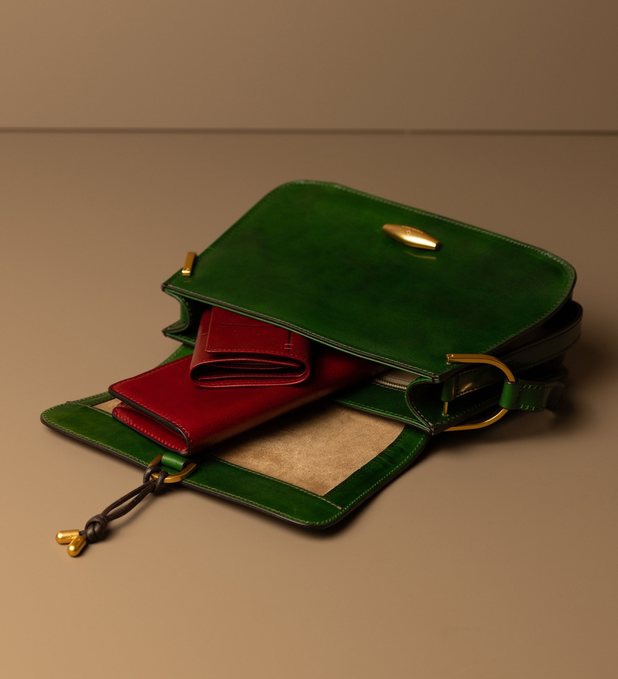 Borsa con patta in pelle da donna - Possession