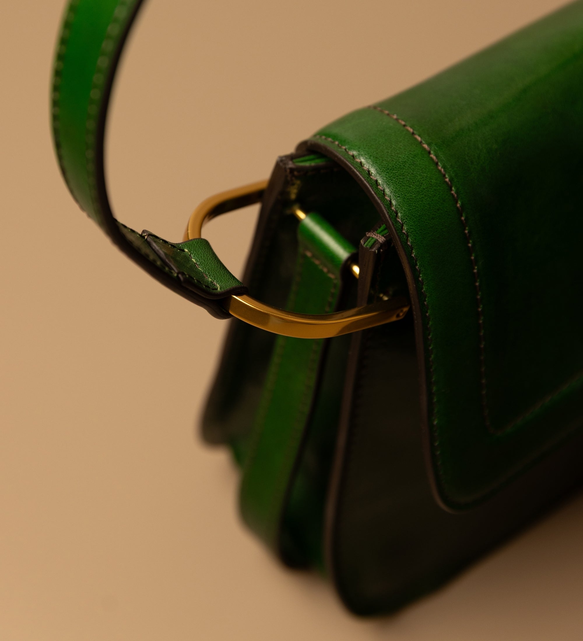 Borsa con patta in pelle da donna - Possession