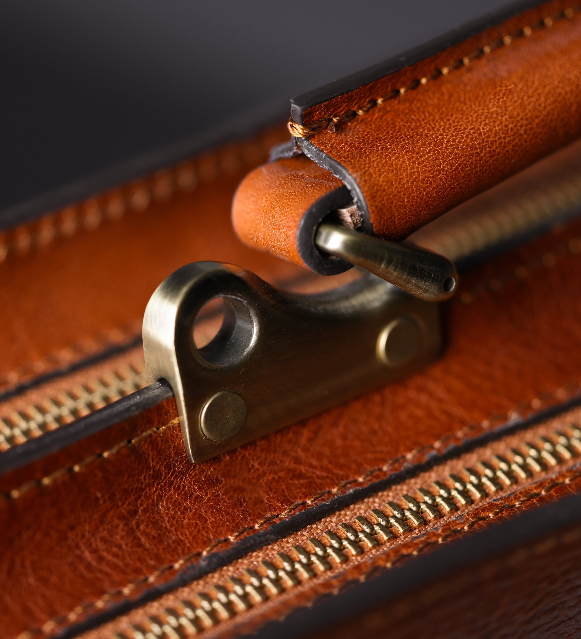 Borsa da lavoro a cartella con tracolla in pelle - The Prophet