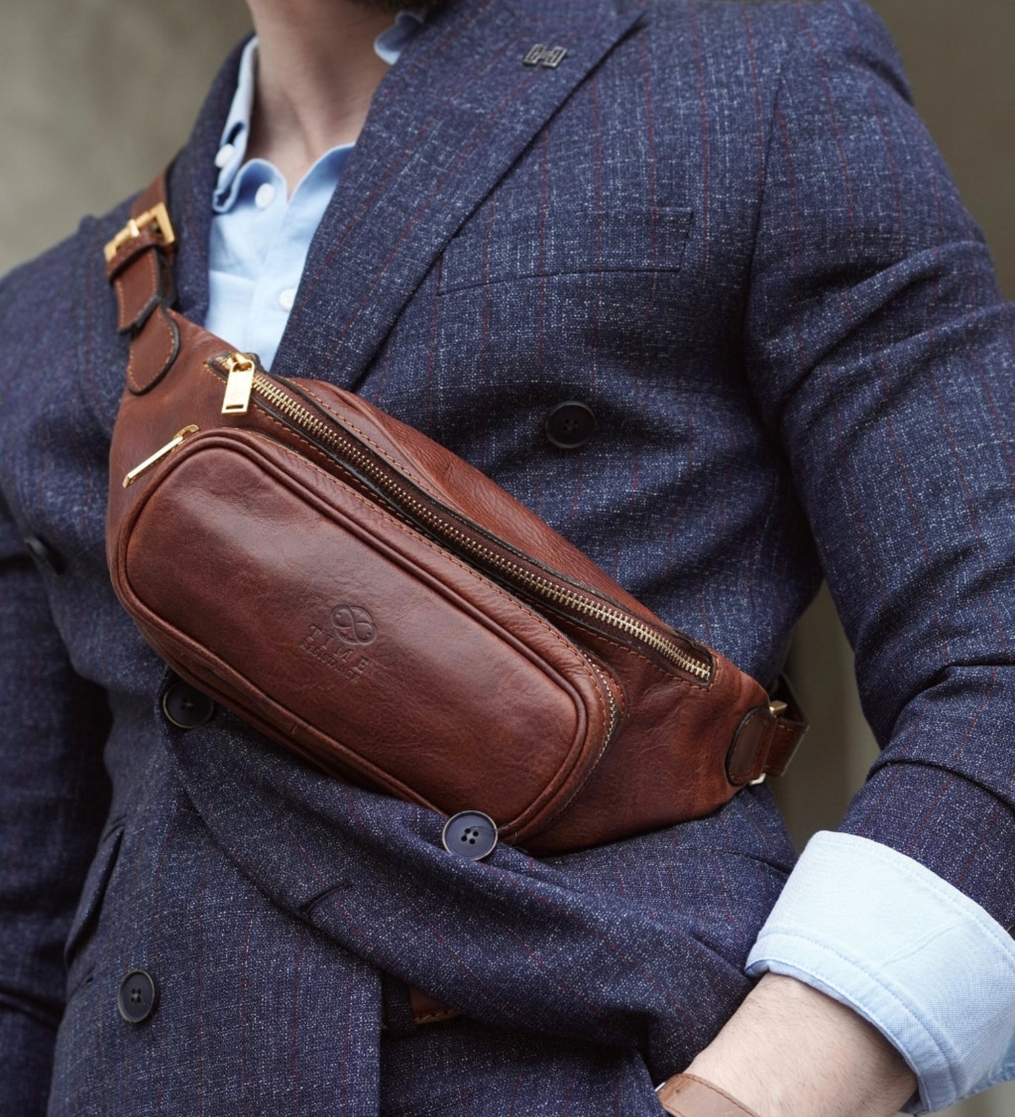 Marsupio a tracolla in pelle - Independent People