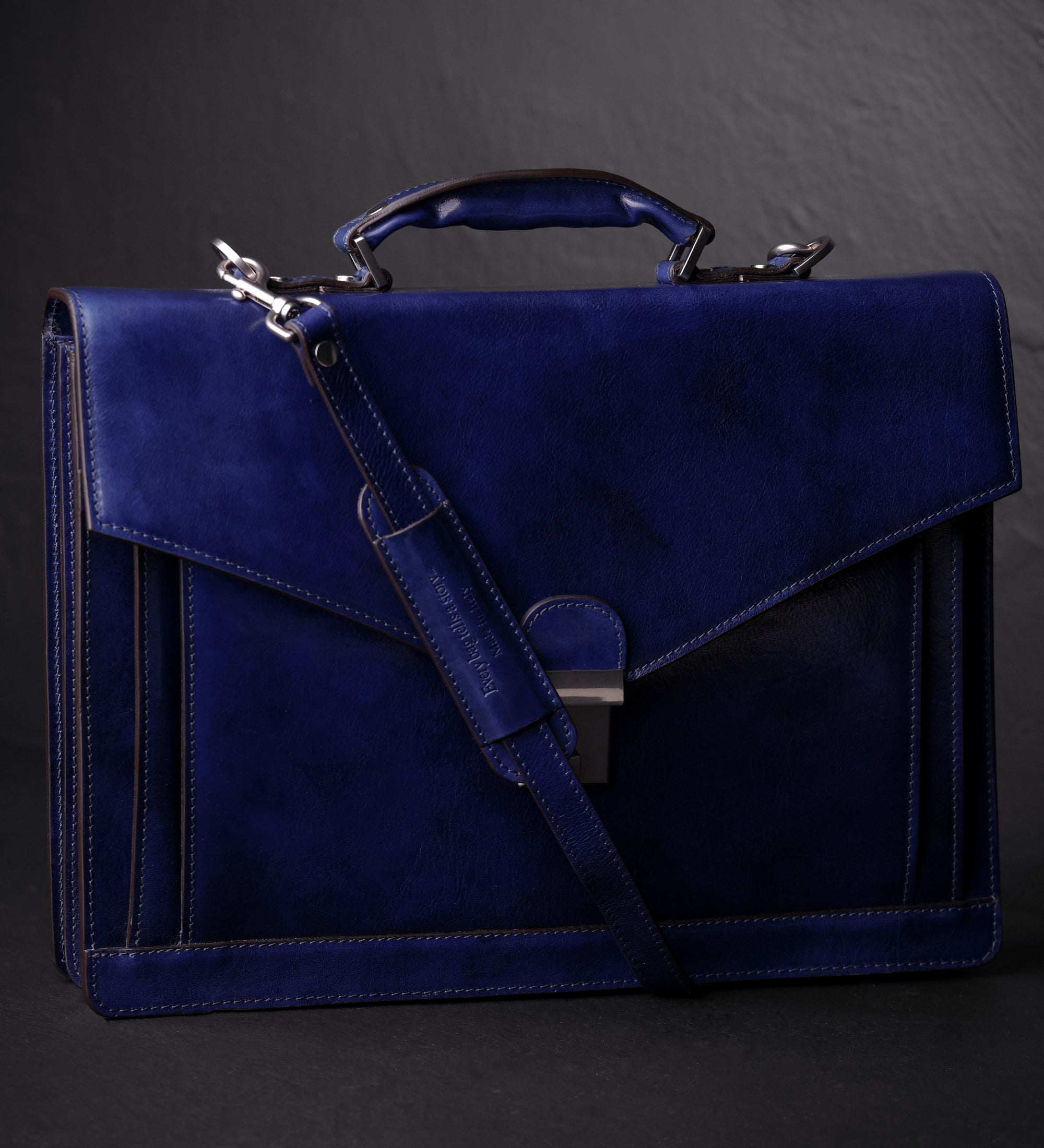 Cartella da lavoro in pelle dal design classico - The Magus